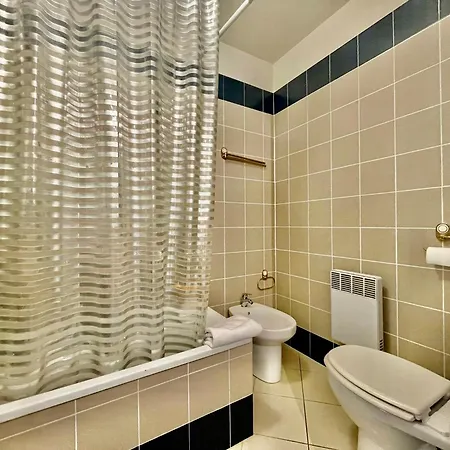 Casa de Férias 2 In Luxury Bordering Monaco *