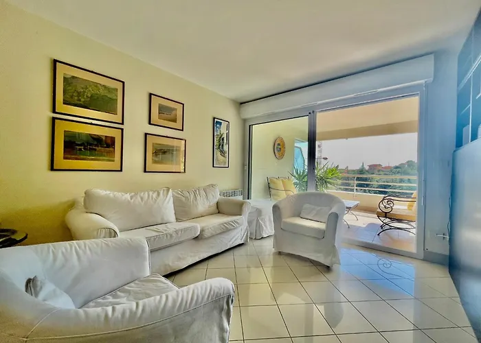2 In Luxury Bordering Monaco *